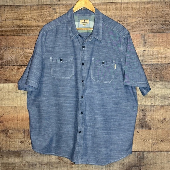 🌻Woolrich Chambray Shirt Men’s Size XXLarge Button Down Cotton SS Blue - Picture 1 of 7
